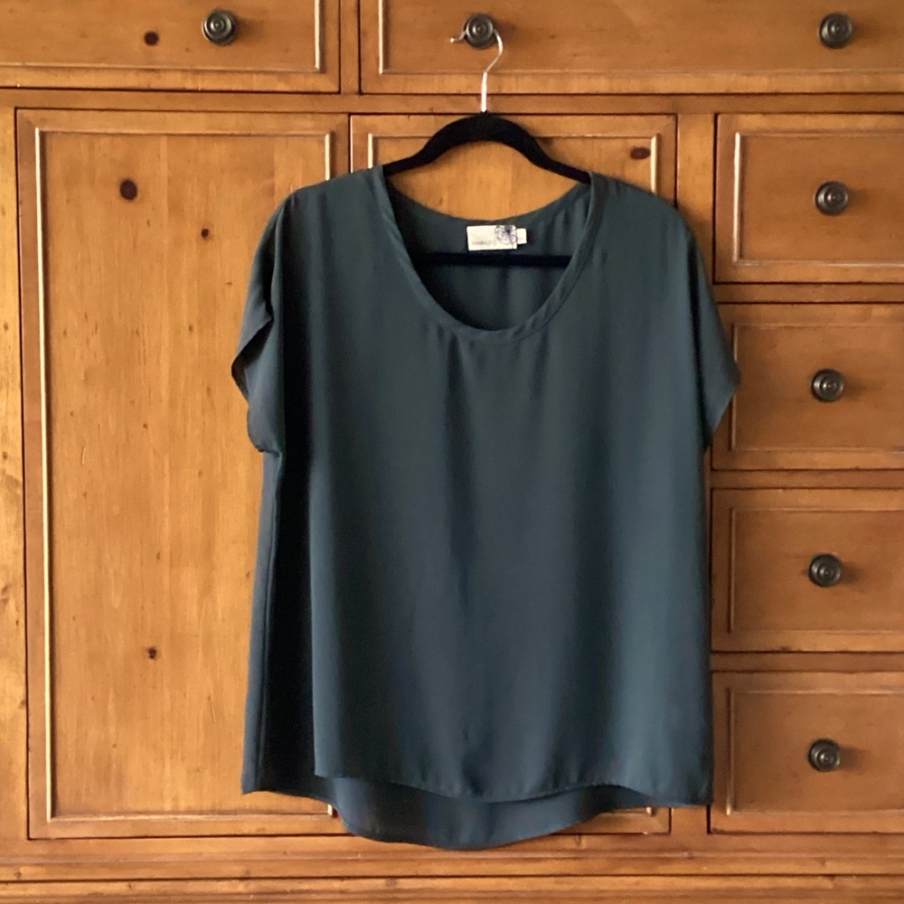 Everleigh Olive Green Blouse Woman’s Size S
